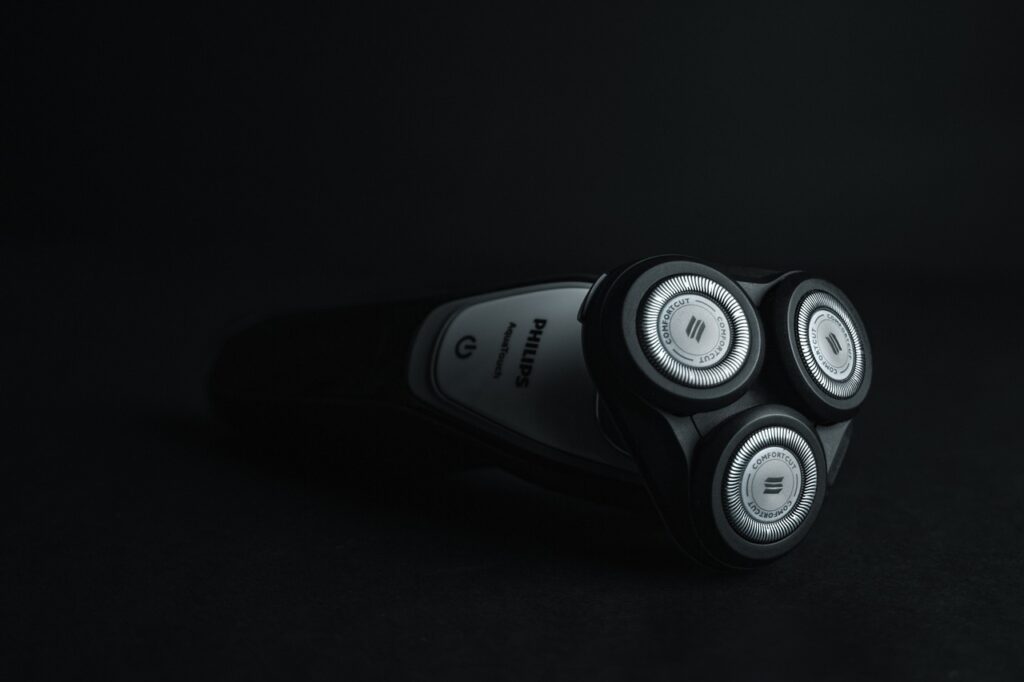 家庭用脱毛器と電気シェーバーの使い方コツは？